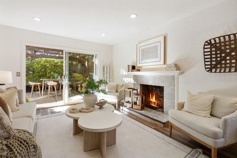 Tiny photo for 327 Rosilie Street, San Mateo, CA 94403 (MLS # ML82033976)