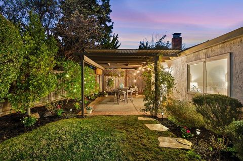 Tiny photo for 327 Rosilie Street, San Mateo, CA 94403 (MLS # ML82033976)