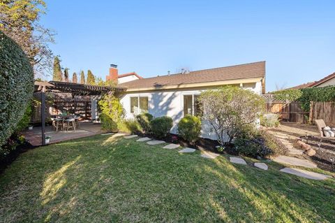 Tiny photo for 327 Rosilie Street, San Mateo, CA 94403 (MLS # ML82033976)