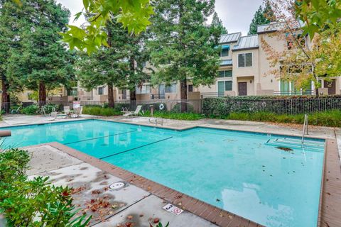 Tiny photo for 426 Galleria Drive #UNIT 8, SAN JOSE, CA 95134 (MLS # ML82029687)