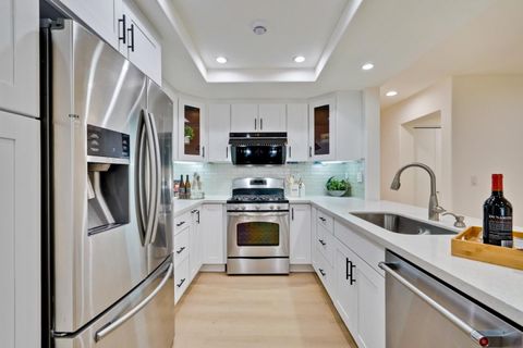 Tiny photo for 426 Galleria Drive #UNIT 8, SAN JOSE, CA 95134 (MLS # ML82029687)