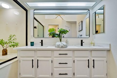 Tiny photo for 426 Galleria Drive #UNIT 8, SAN JOSE, CA 95134 (MLS # ML82029687)