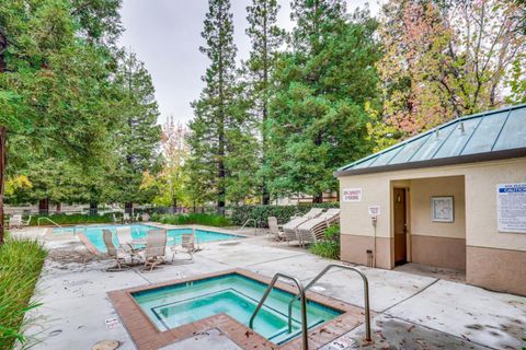 Tiny photo for 426 Galleria Drive #UNIT 8, SAN JOSE, CA 95134 (MLS # ML82029687)