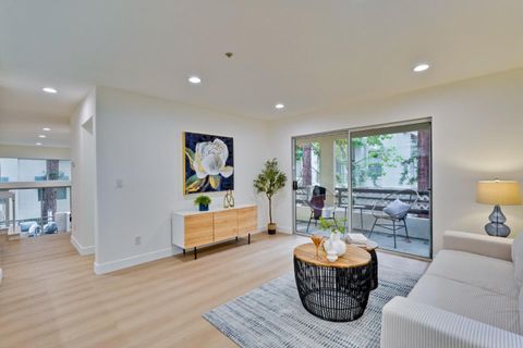 Tiny photo for 426 Galleria Drive #UNIT 8, SAN JOSE, CA 95134 (MLS # ML82029687)