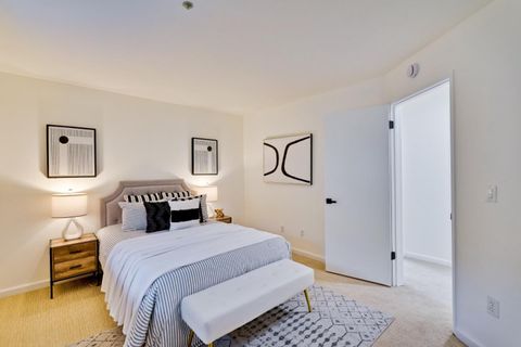 Tiny photo for 426 Galleria Drive #UNIT 8, SAN JOSE, CA 95134 (MLS # ML82029687)