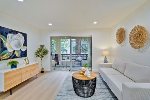 Tiny photo for 426 Galleria Drive #UNIT 8, SAN JOSE, CA 95134 (MLS # ML82029687)