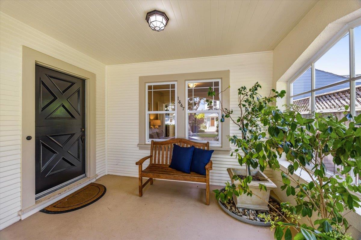 1447 Laguna Avenue