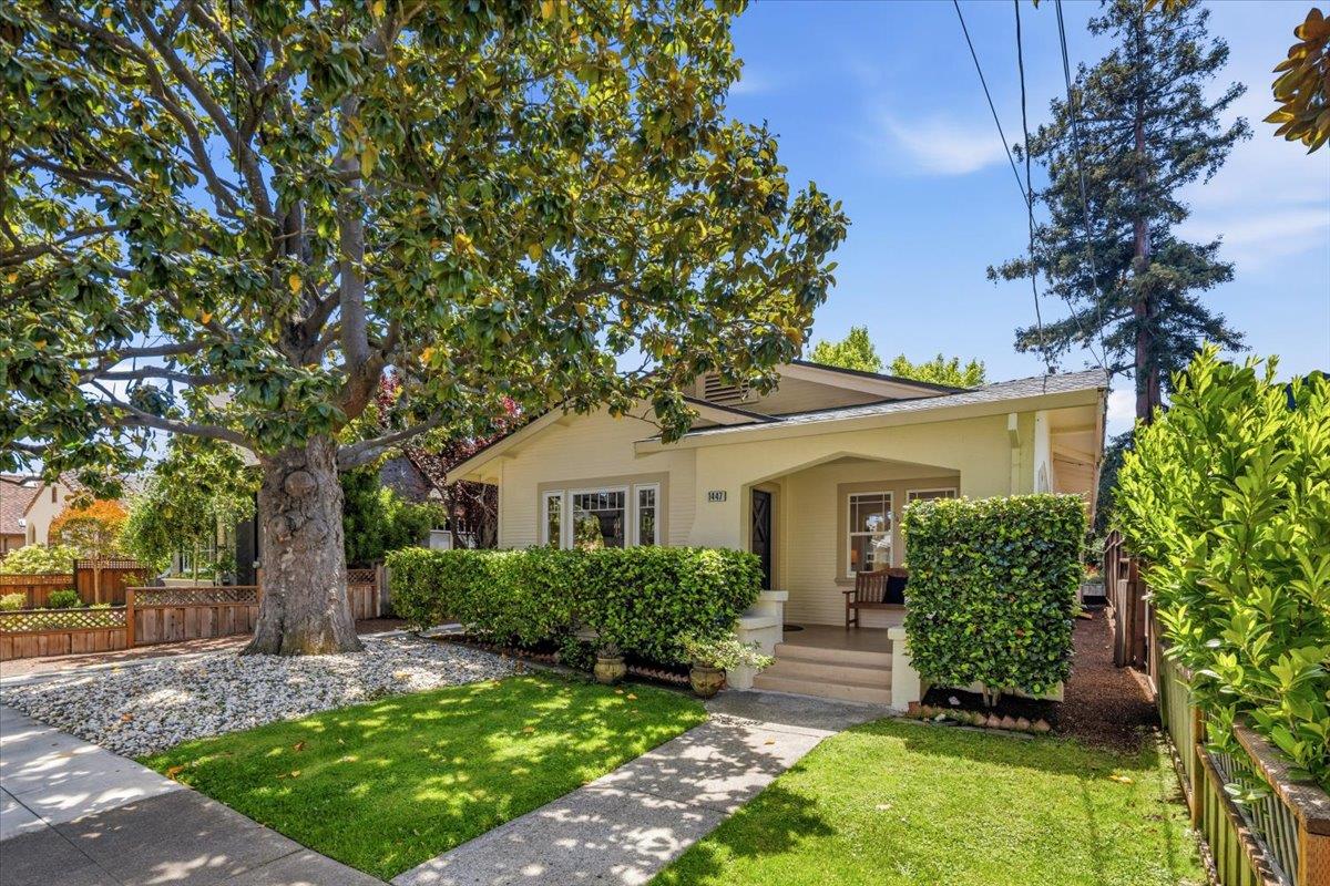 1447 Laguna Avenue