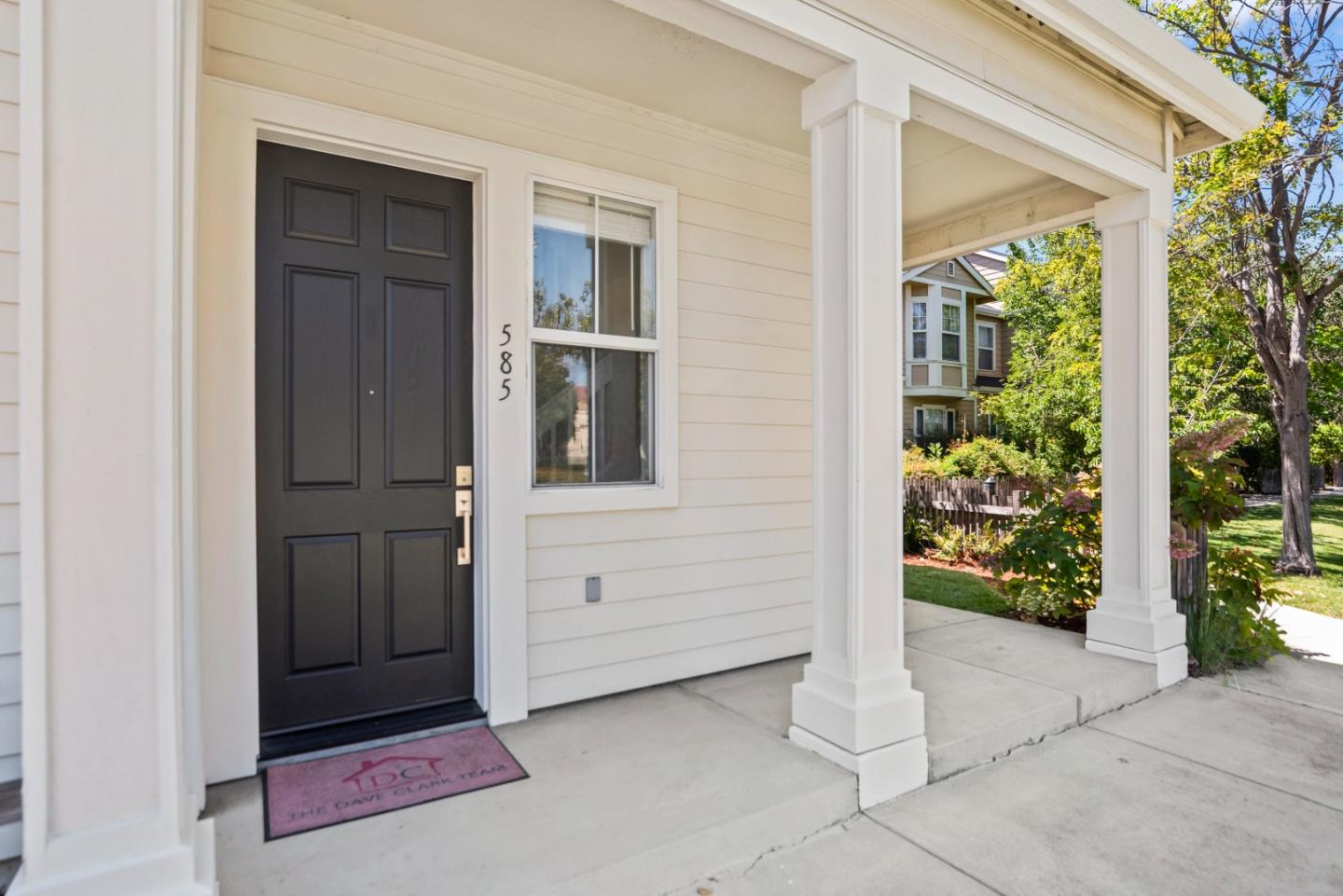 585 Amherst Terrace