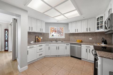 Tiny photo for 104 E Court Lane, Foster City, CA 94404 (MLS # ML82029284)