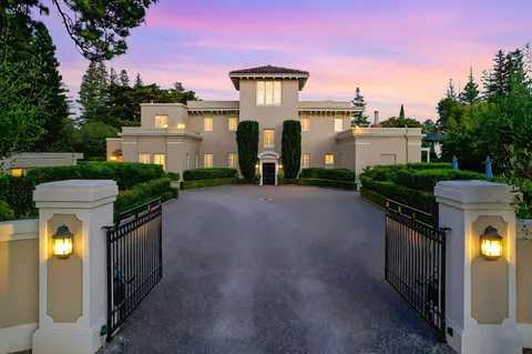 245 W Santa Inez Avenue, Hillsborough, CA 94010 - #: ML82018271