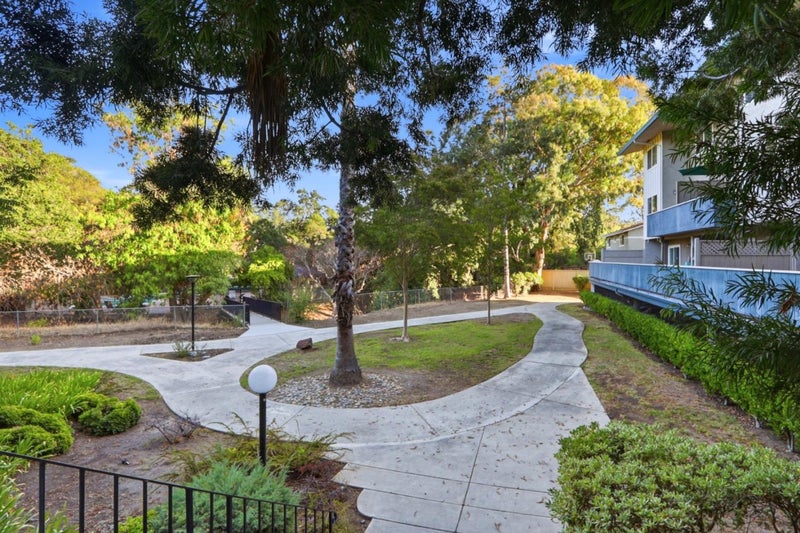 7100 Rainbow Drive 33