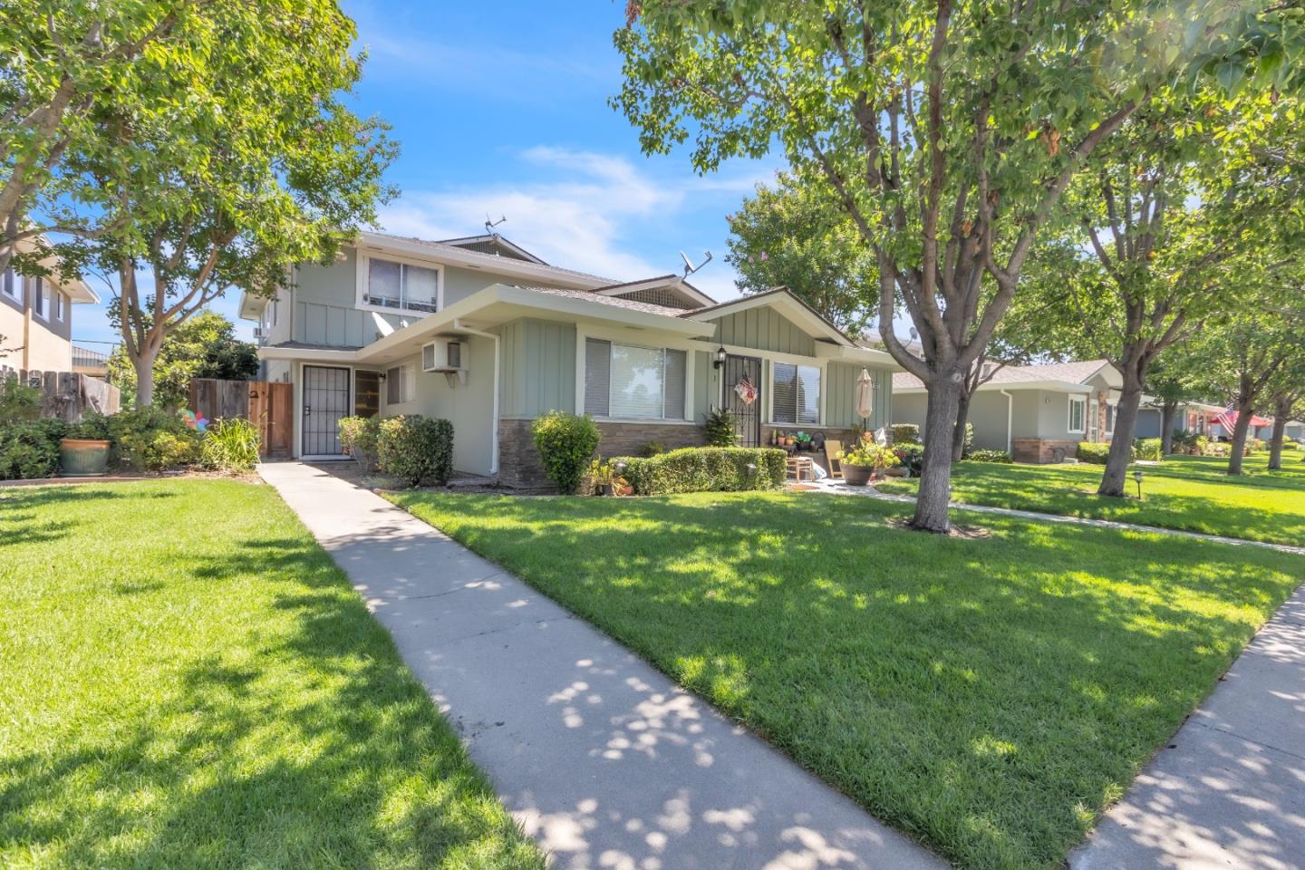 1327 Scossa Avenue