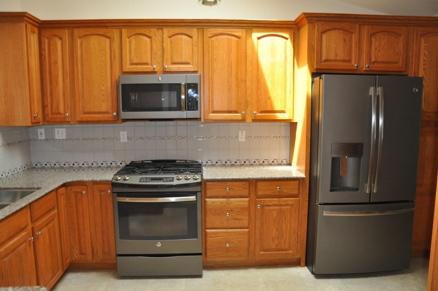 541 Leisure Court