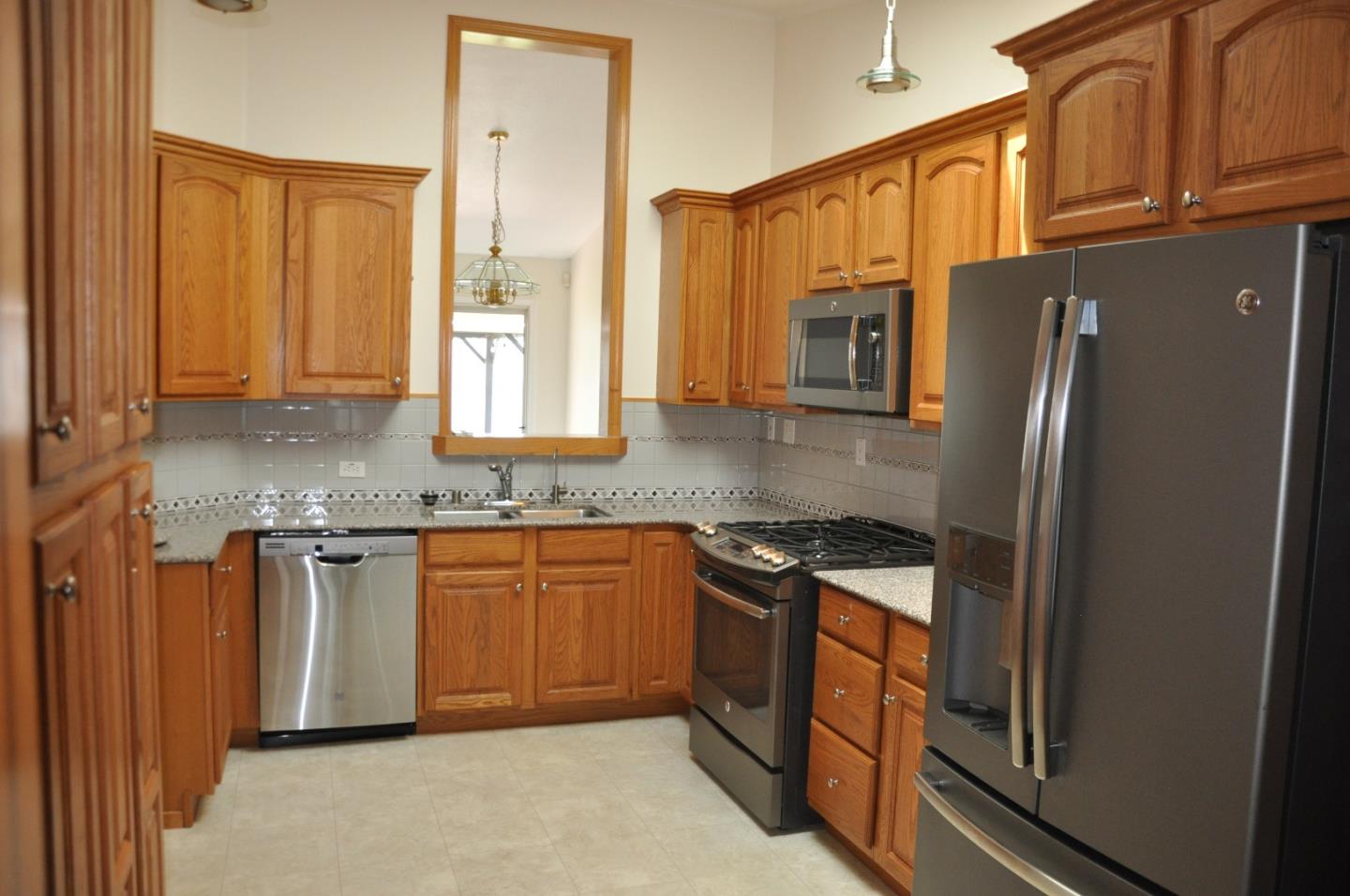 541 Leisure Court