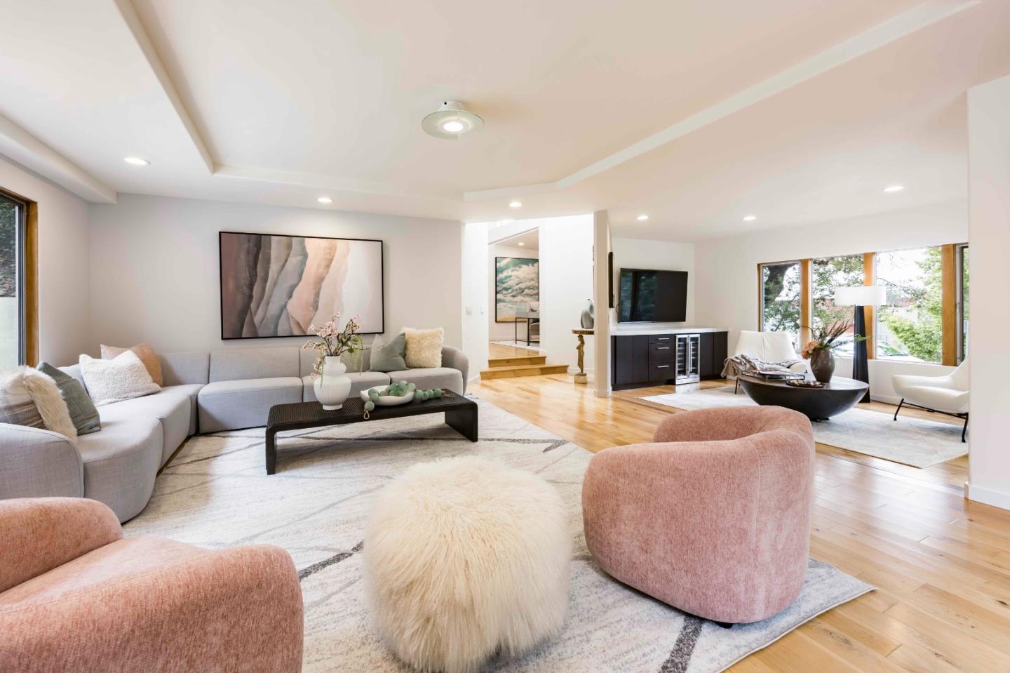 25 Carrera Court