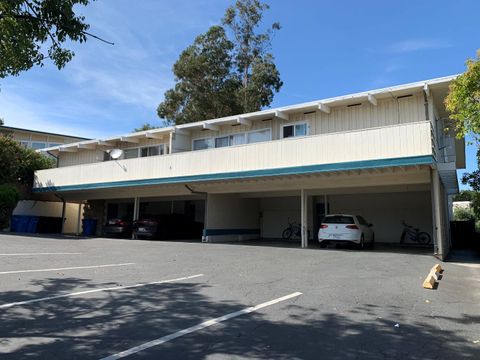 Photo of BELMONT, CA 94002 (MLS # ML82041978)