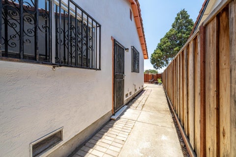 Tiny photo for 3284 Faith Court, San Jose, CA 95127 (MLS # ML82058332)