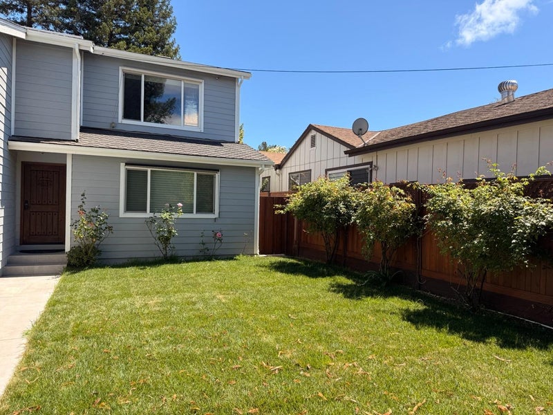 2121 Valparaiso Avenue