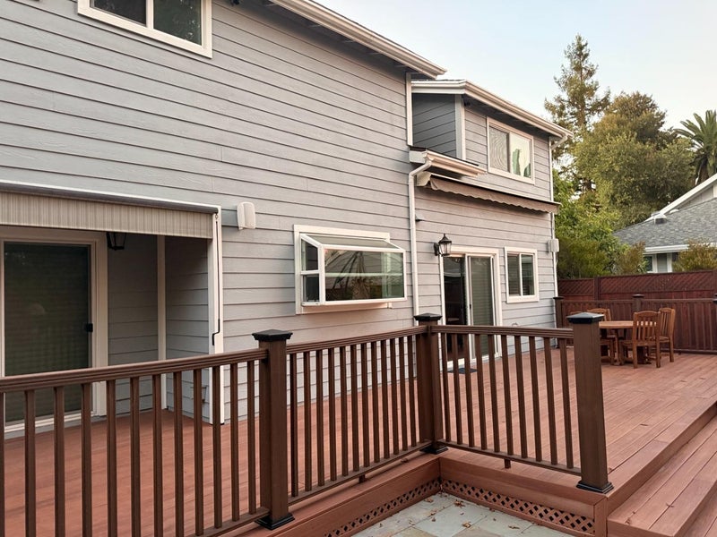 2121 Valparaiso Avenue