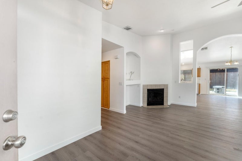 1542 Venice Circle