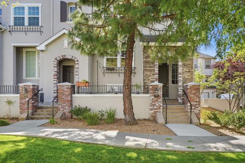 Photo of 581 Monterey Terrace, Sunnyvale, CA 94089 (MLS # ML82034523)