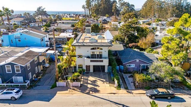 131 30th Avenue