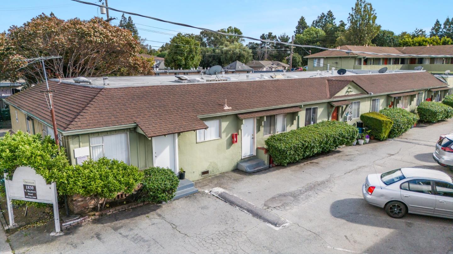 1820-1830 West Bayshore Road