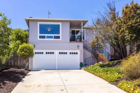 732 Alameda De Las Pulgas, Belmont, CA 94002 - #: ML82007071