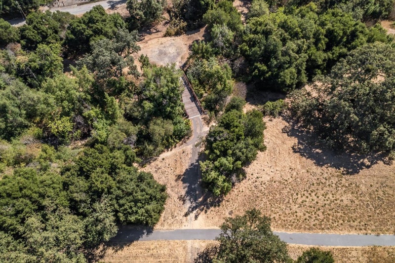 3343 Alpine Road