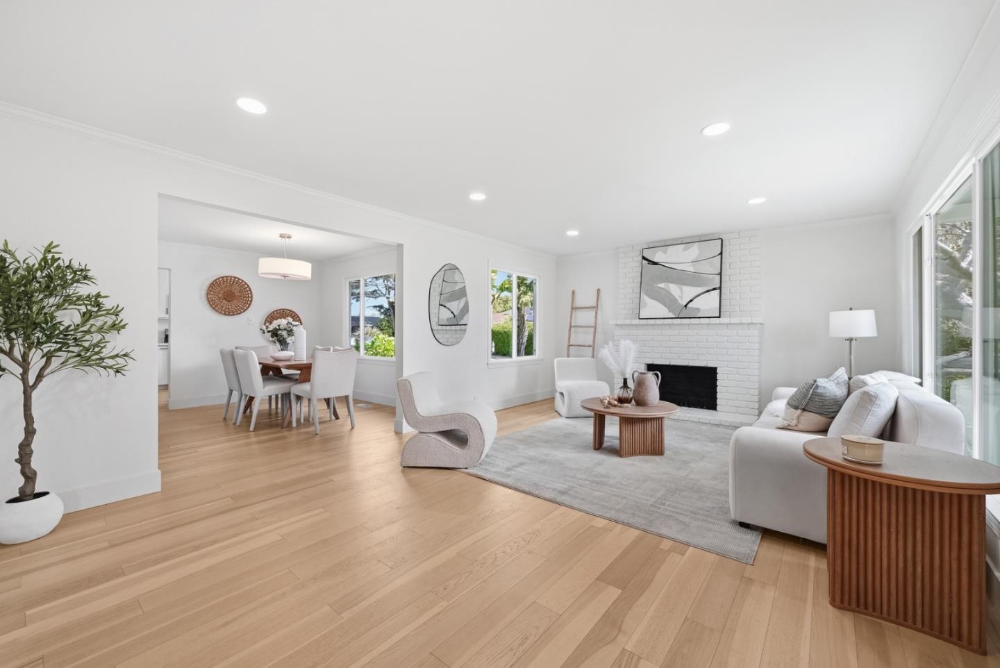 1519 Trollman Avenue