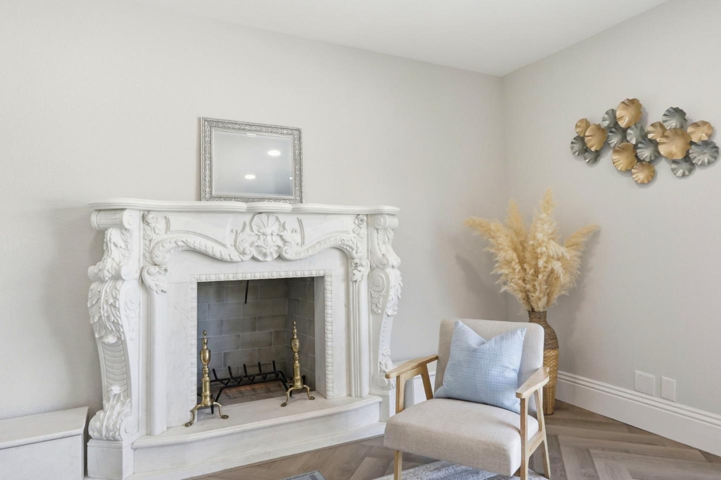 929 Cape Morris Place