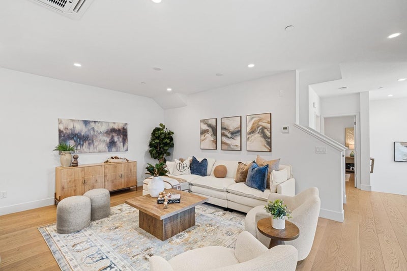 16015 Bartlett Court