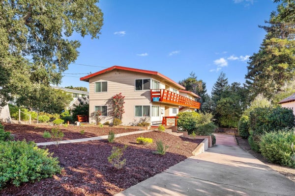 950 LIGHTHOUSE AVE, PACIFIC GROVE, CA 93950 - Image 5647cfdbc67892ccc67bc865db3da4a7/2789383291