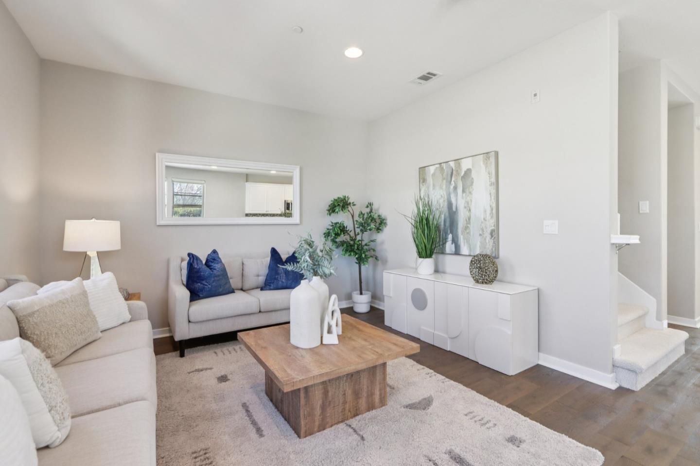 951 Arrowleaf Place
