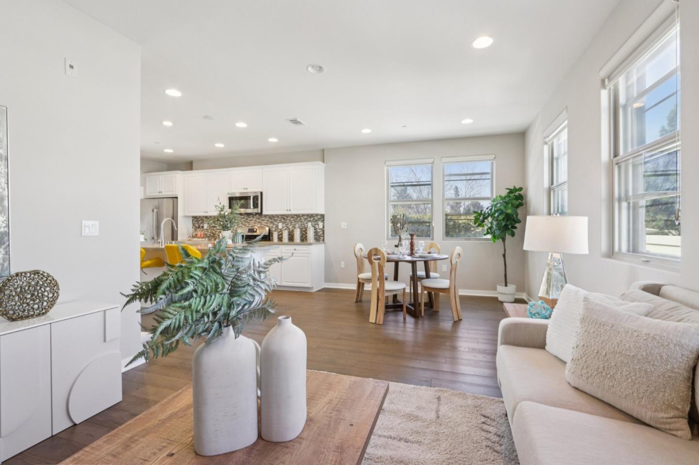 951 Arrowleaf Place