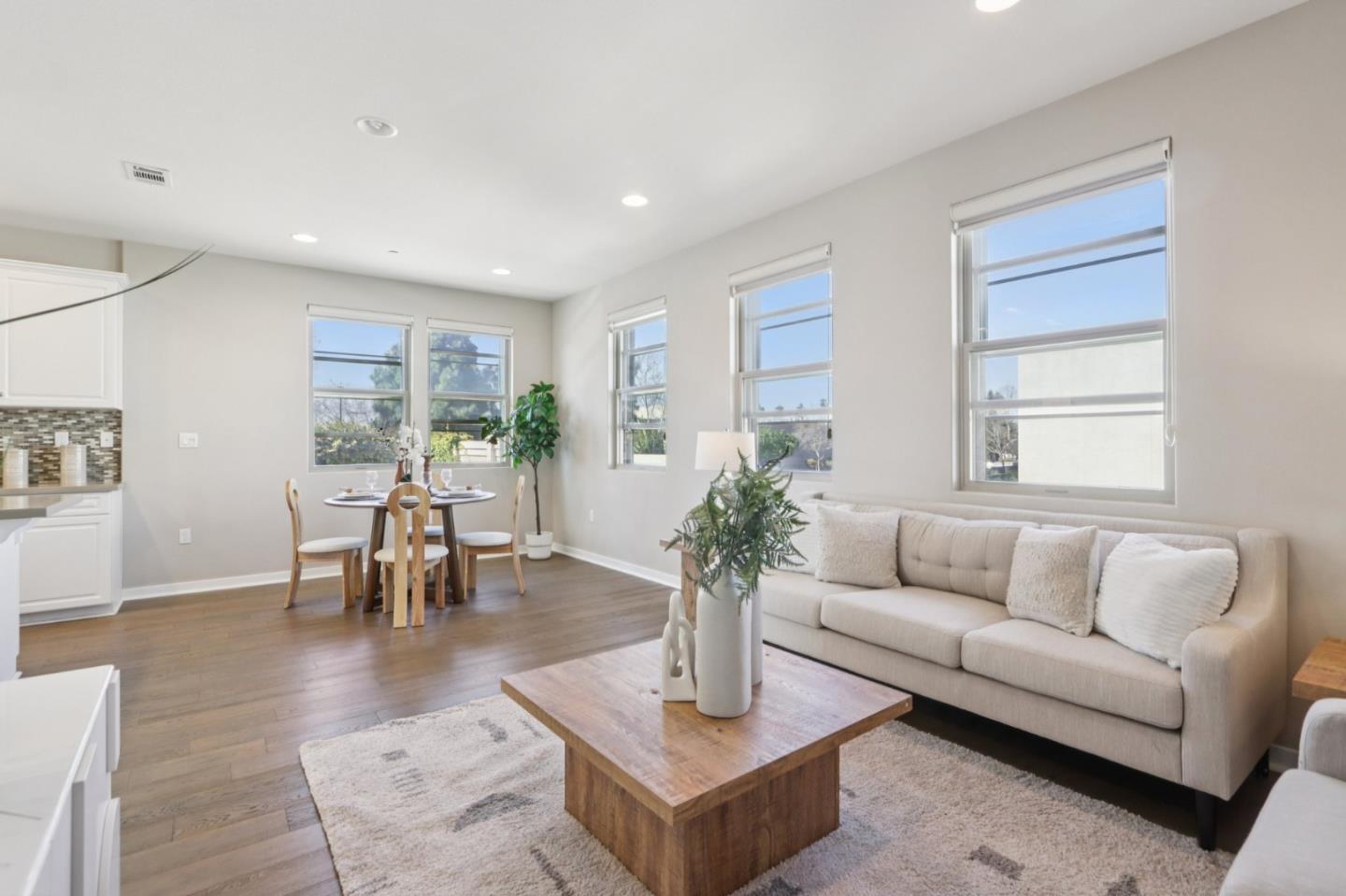 951 Arrowleaf Place