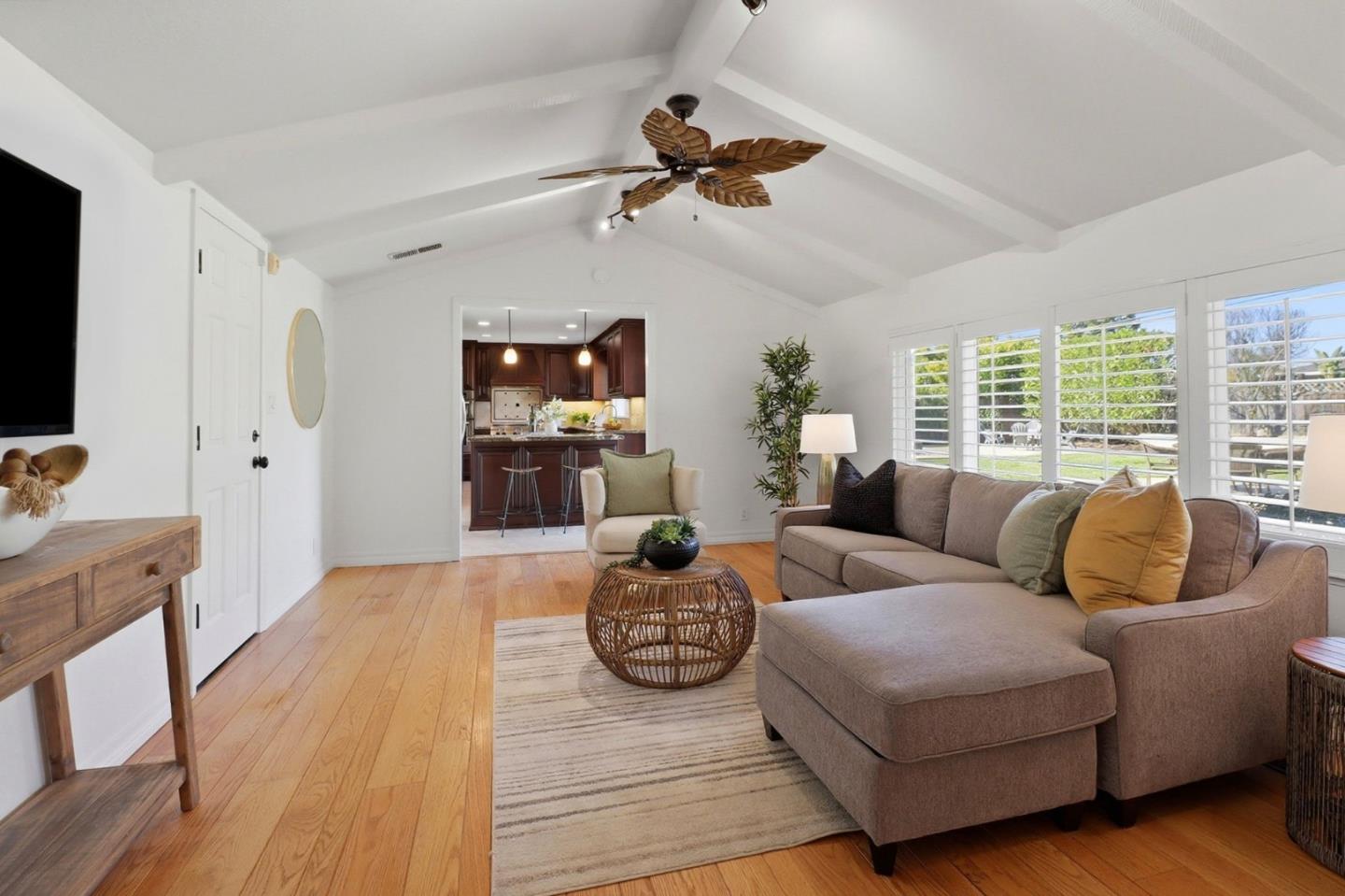 1241 Hillcrest Drive