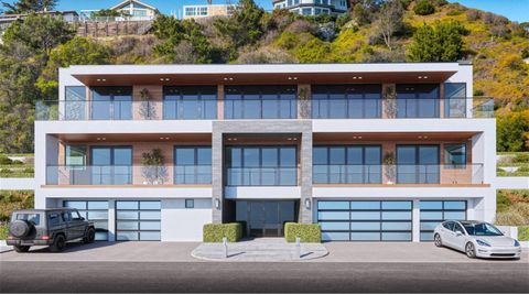 Photo of 548 Beach Drive, APTOS, CA 95003 (MLS # ML82007372)