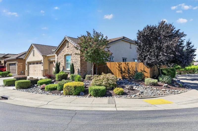 2878 Fantail Lane