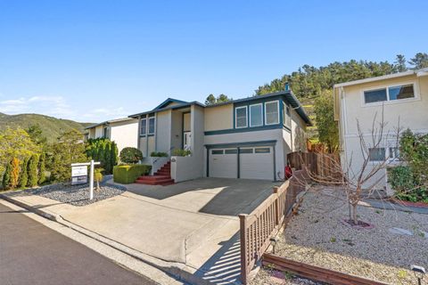 Photo of 1100 Glacier Avenue, PACIFICA, CA 94044 (MLS # ML82037589)