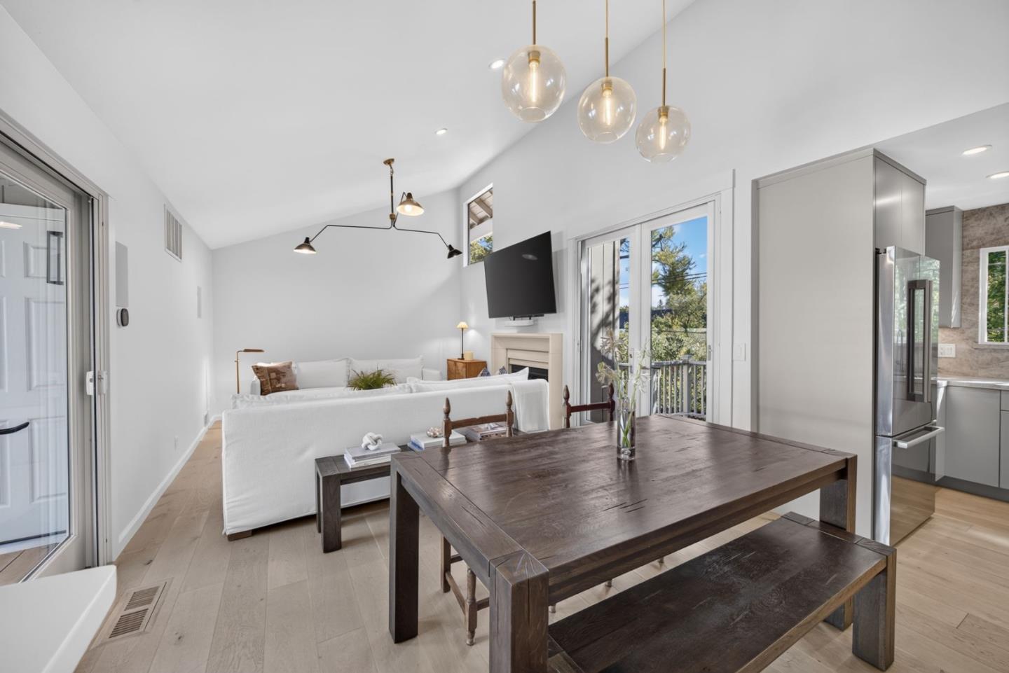 175 Villa Avenue