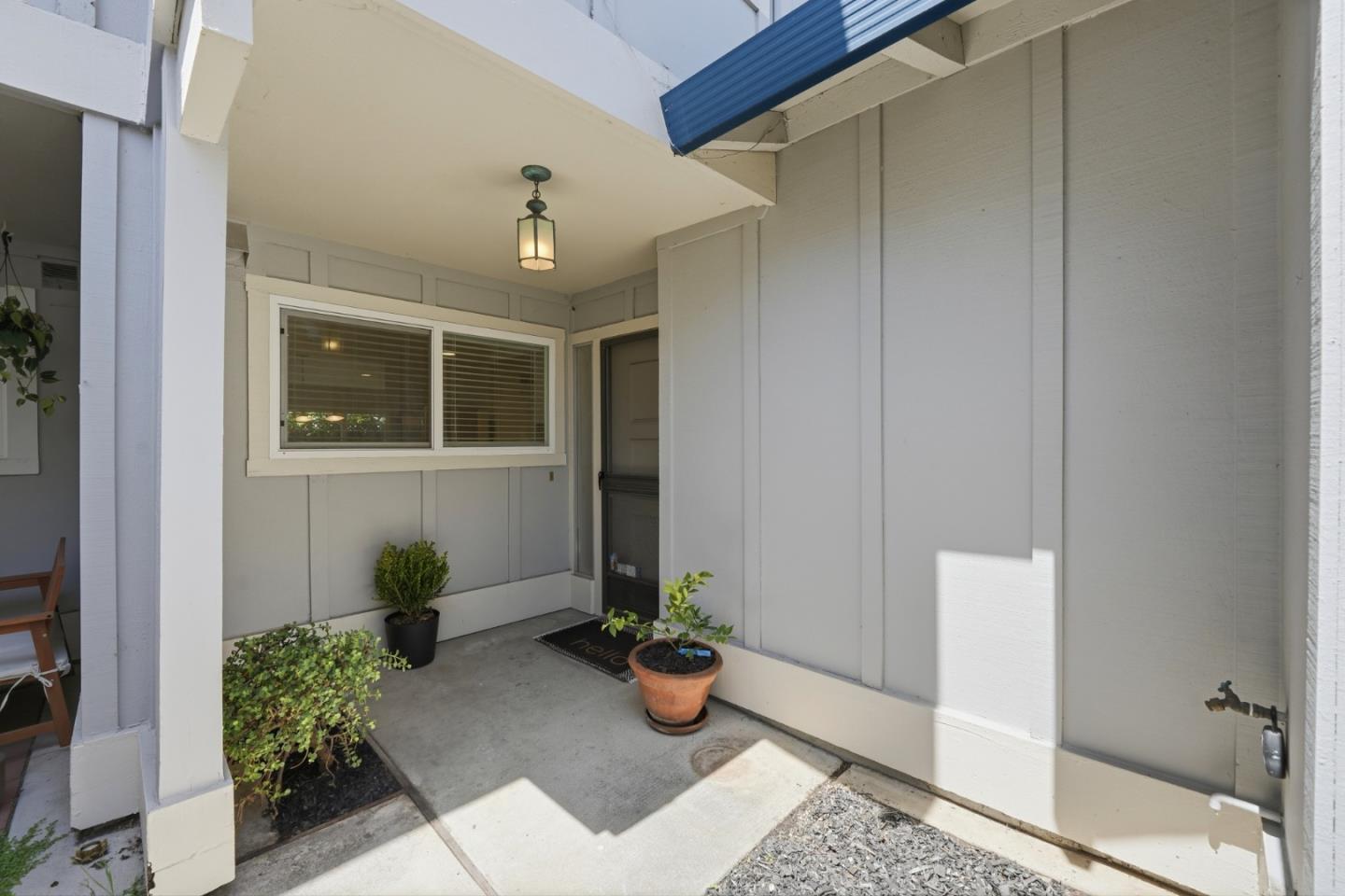 1387 Cherrywood Square