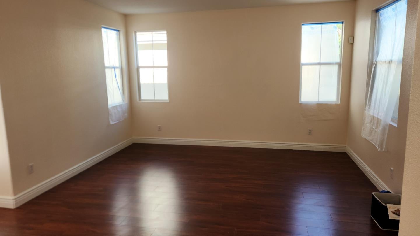 1077 Nursery Lane