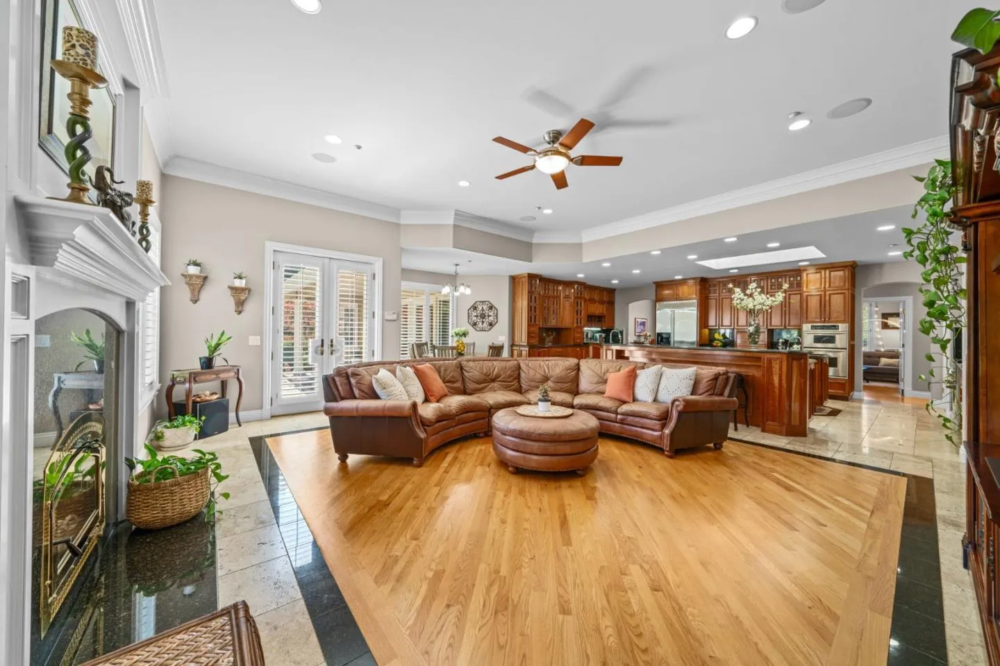 Gilroy, California 95020, United States, 4 Bedrooms Bedrooms, ,4 BathroomsBathrooms,Residential,Active,5023