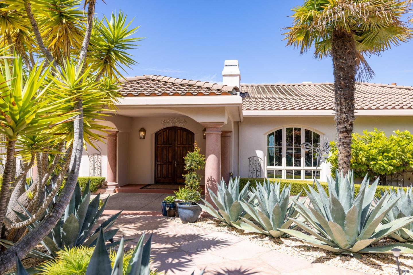 25548 Paseo De Cumbre