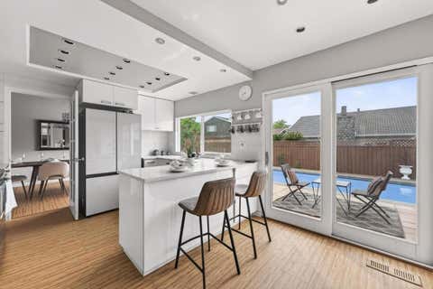 Tiny photo for 5342 Avenida Almendros, San Jose, CA 95123 (MLS # ML82057825)