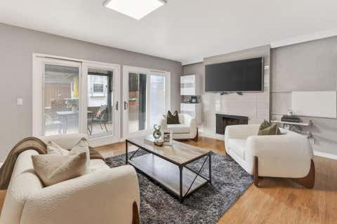 Tiny photo for 5342 Avenida Almendros, San Jose, CA 95123 (MLS # ML82057825)