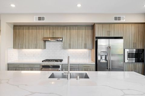 Tiny photo for 45009 Challenge Common #301, FREMONT, CA 94538 (MLS # ML82022816)