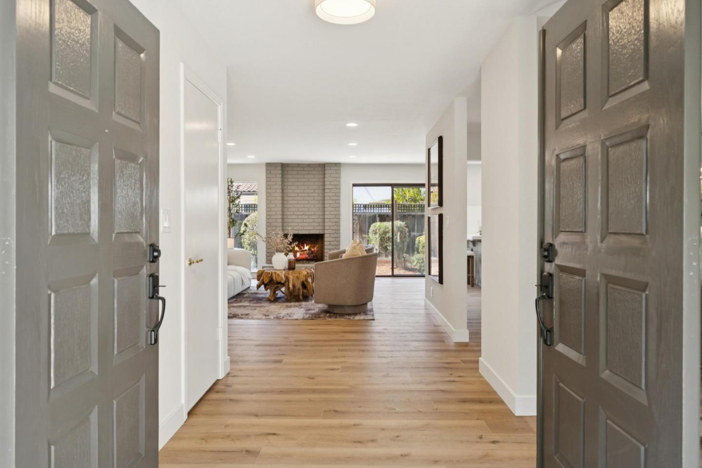 3382 Kenzo Court
